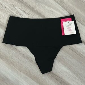 Spanx Undie-Tectable Thong Underwear Small